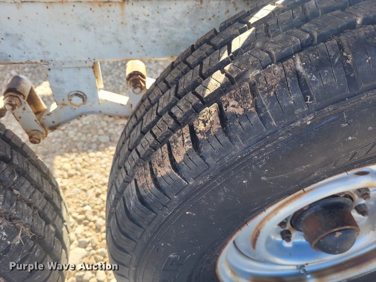 image for item DM1018 1976 Hycaloader SE111  reel trailer