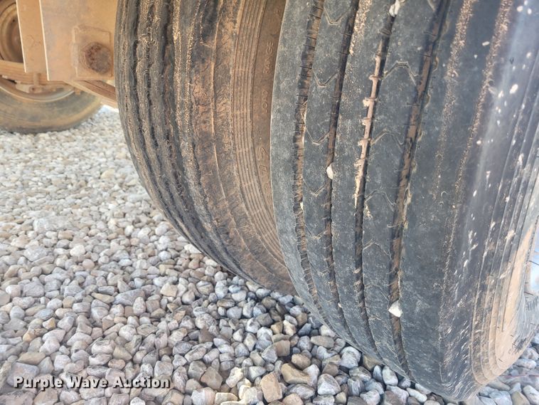 image for item DM1021 2007 Rice  pole trailer