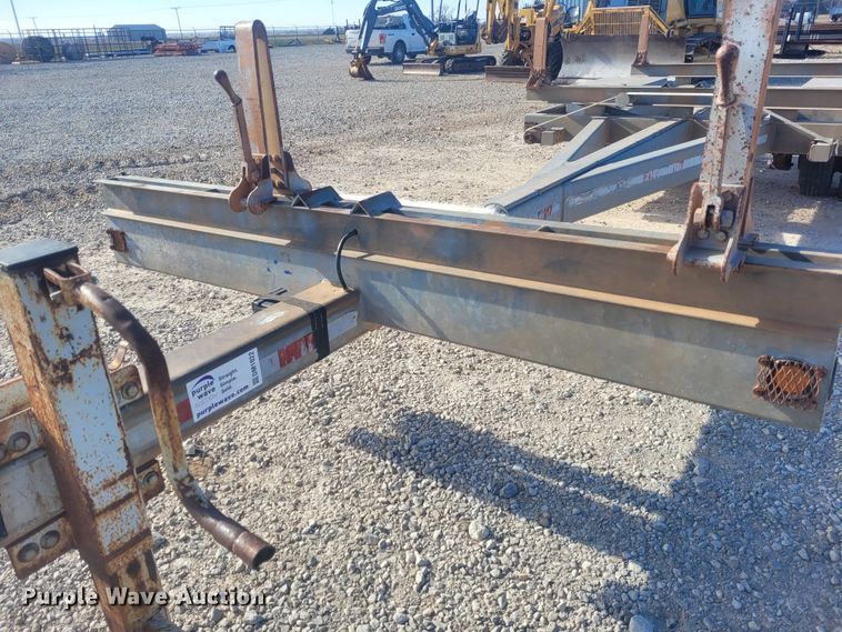 image for item DM1022 2006 Rice  pole trailer