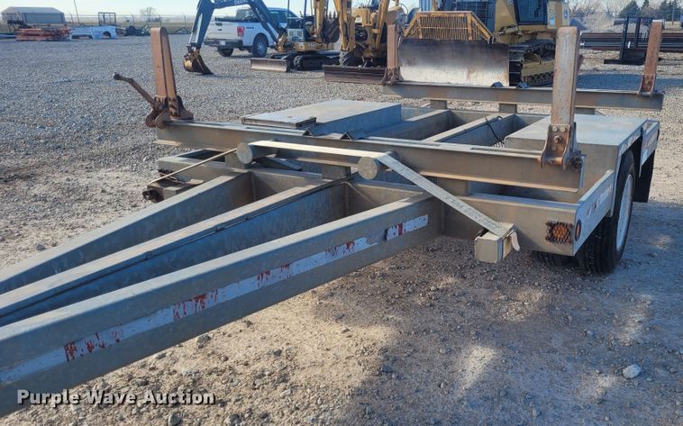 image for item DM1022 2006 Rice  pole trailer