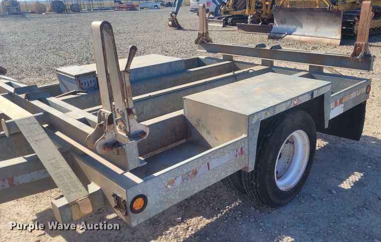 image for item DM1022 2006 Rice  pole trailer