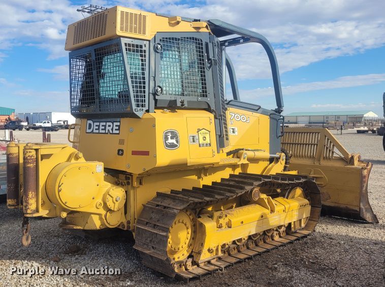 image for item DM1023 2012 John Deere 700 JLT  dozer