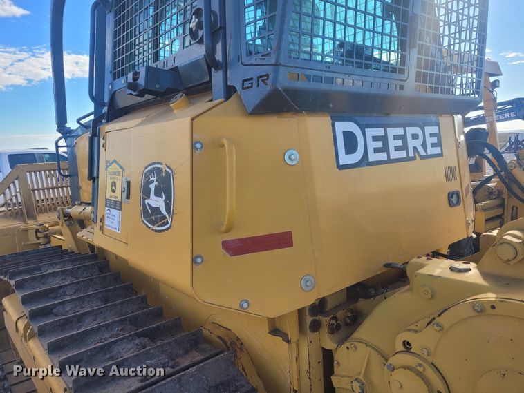 image for item DM1023 2012 John Deere 700 JLT  dozer