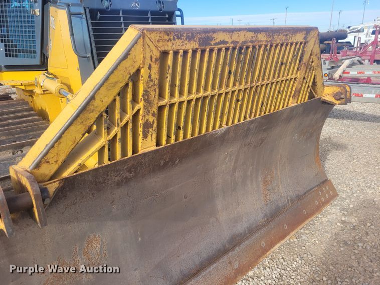 image for item DM1023 2012 John Deere 700 JLT  dozer