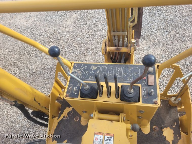 image for item DM1024 2015 Vermeer RTX 750  trencher