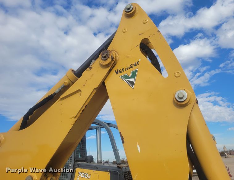 image for item DM1024 2015 Vermeer RTX 750  trencher