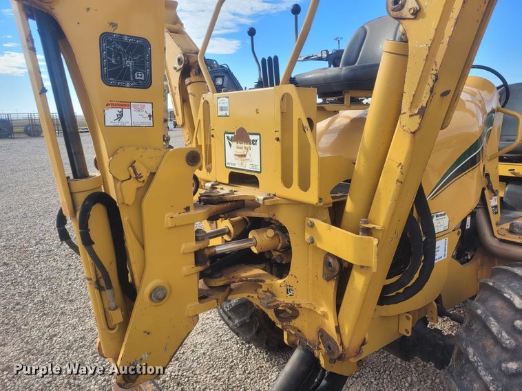 image for item DM1024 2015 Vermeer RTX 750  trencher