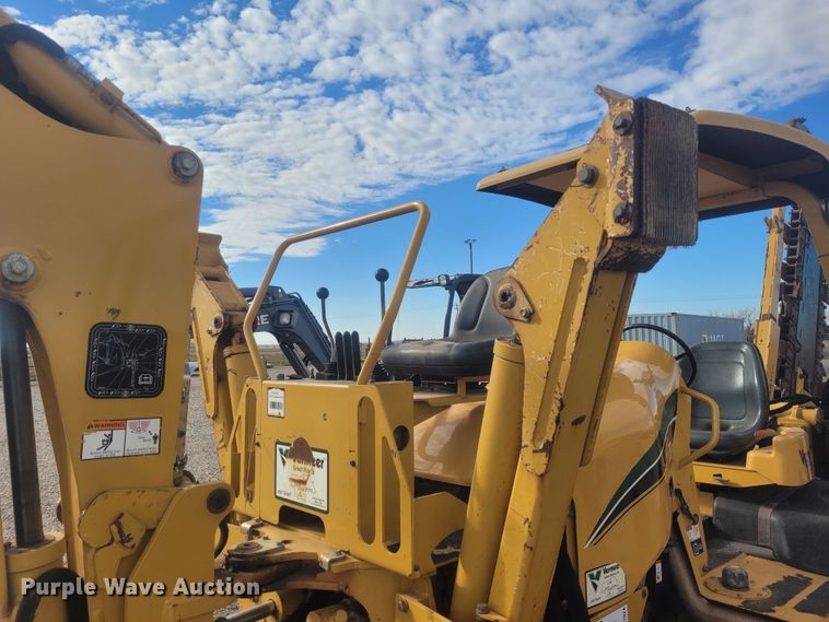 image for item DM1024 2015 Vermeer RTX 750  trencher