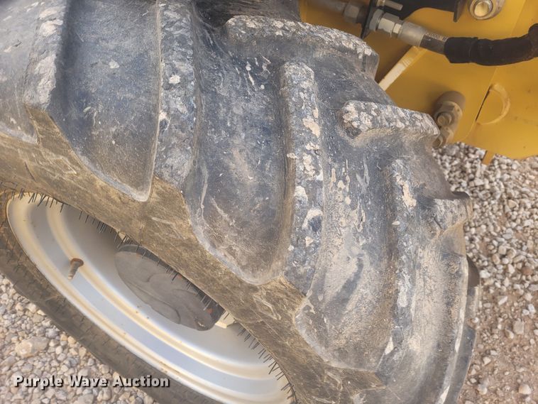 image for item DM1024 2015 Vermeer RTX 750  trencher