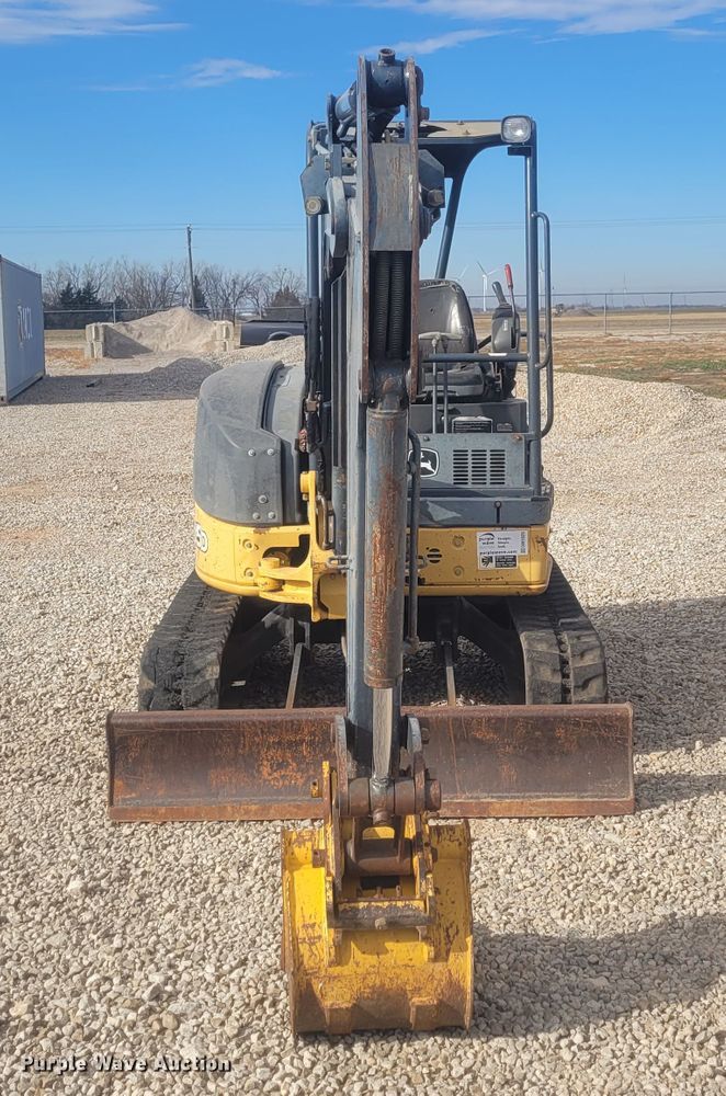 image for item DM1025 2008 John Deere 35D  mini excavator