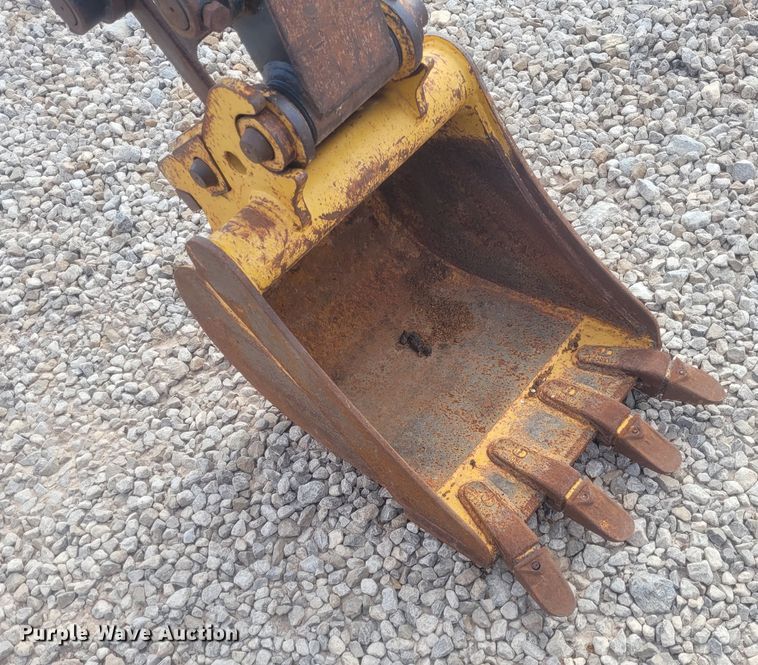 image for item DM1025 2008 John Deere 35D  mini excavator