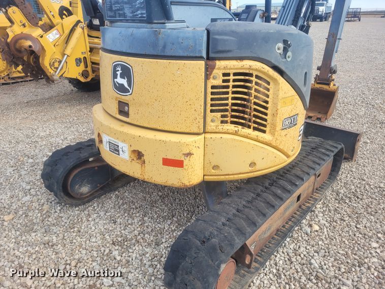 image for item DM1025 2008 John Deere 35D  mini excavator