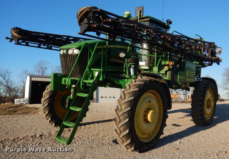 image for item DH8153 2010 John Deere 4730  sprayer