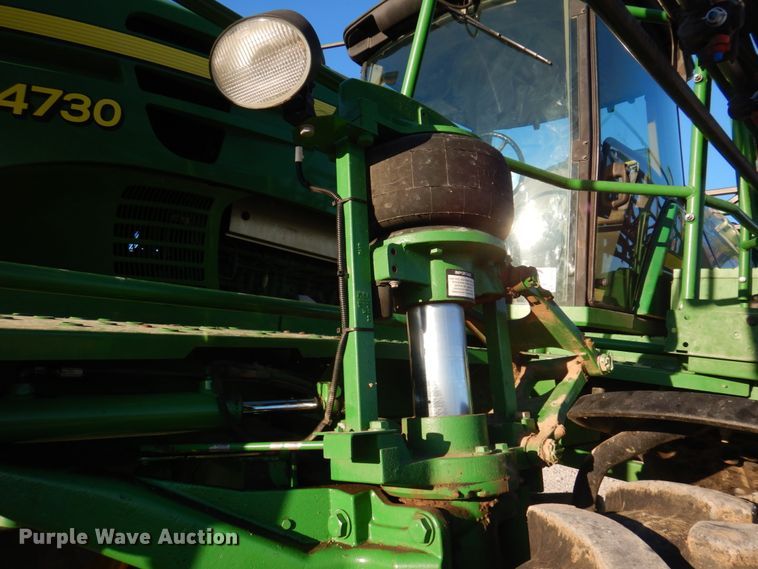 image for item DH8153 2010 John Deere 4730  sprayer