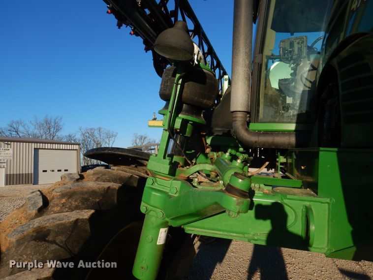 image for item DH8153 2010 John Deere 4730  sprayer