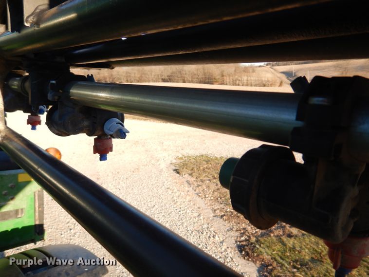 image for item DH8153 2010 John Deere 4730  sprayer