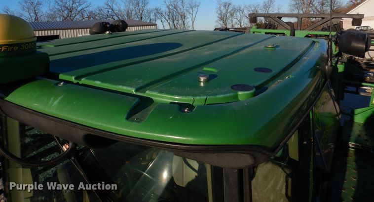 image for item DH8153 2010 John Deere 4730  sprayer