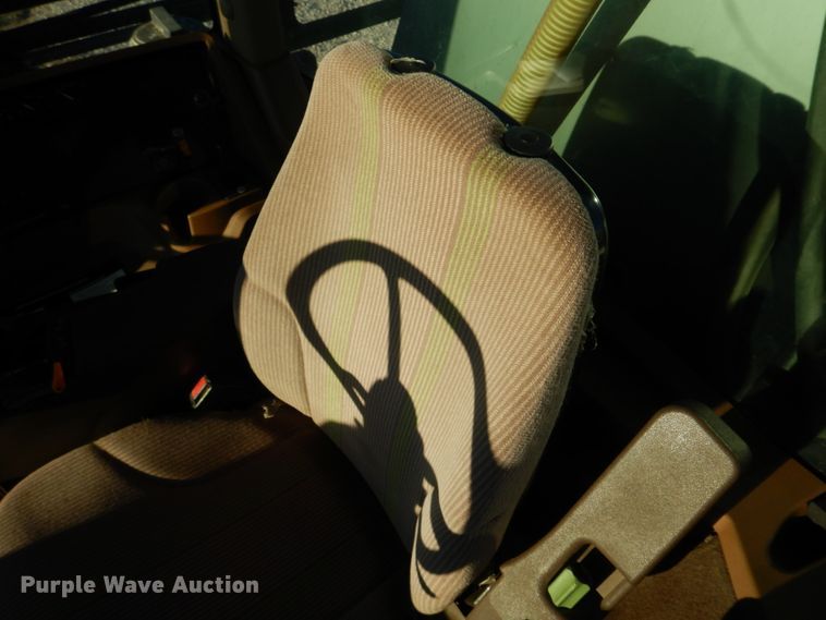 image for item DH8153 2010 John Deere 4730  sprayer