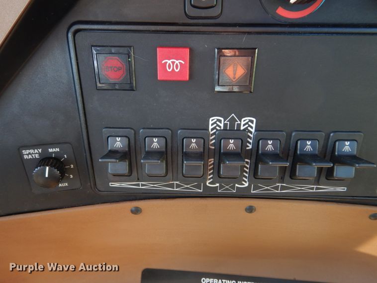 image for item DH8153 2010 John Deere 4730  sprayer