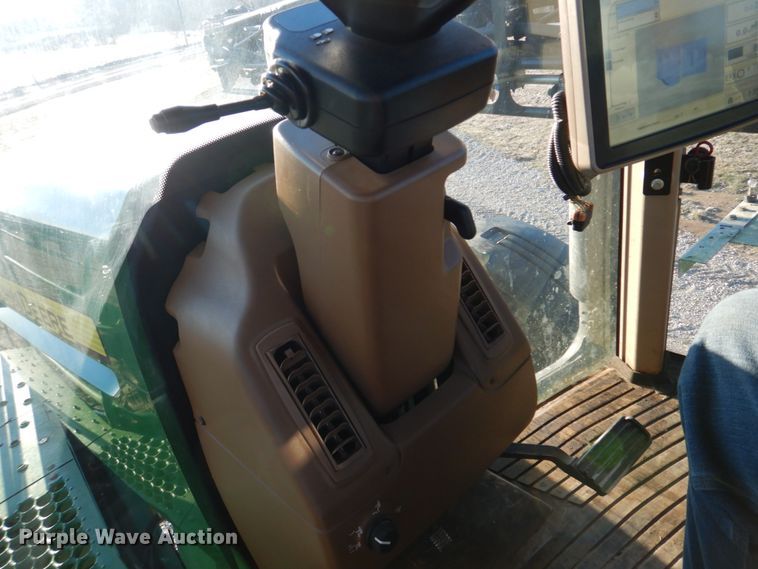 image for item DH8153 2010 John Deere 4730  sprayer