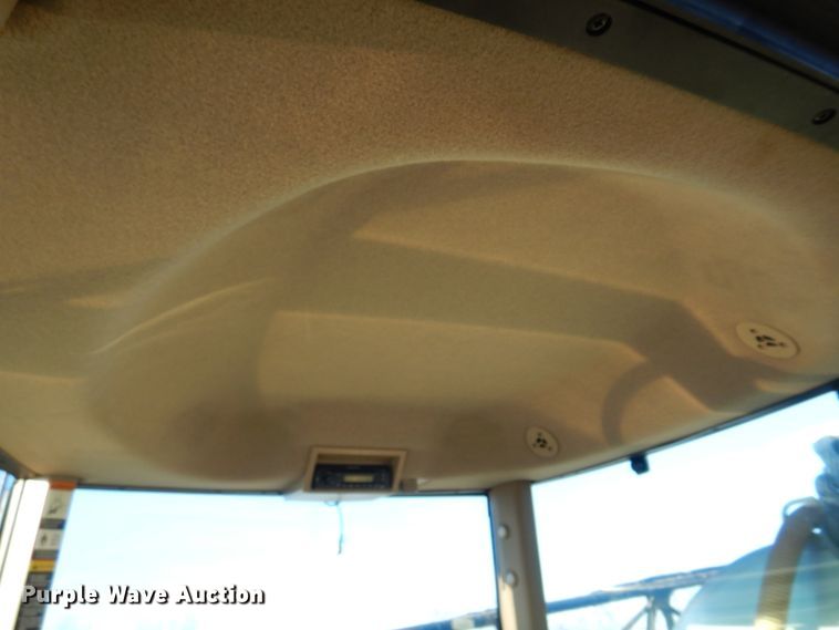 image for item DH8153 2010 John Deere 4730  sprayer