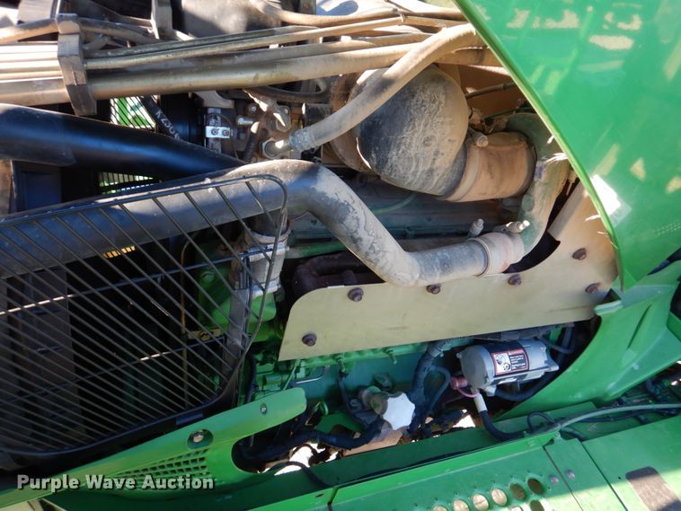 image for item DH8153 2010 John Deere 4730  sprayer