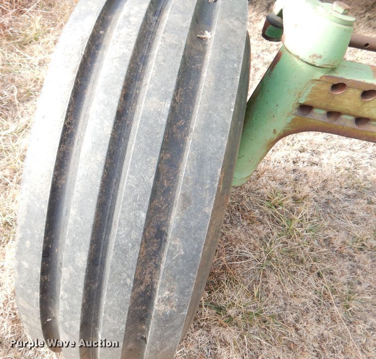 image for item DH8792 1976 John Deere 4630  tractor