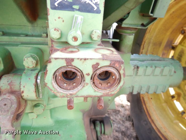 image for item DH8792 1976 John Deere 4630  tractor