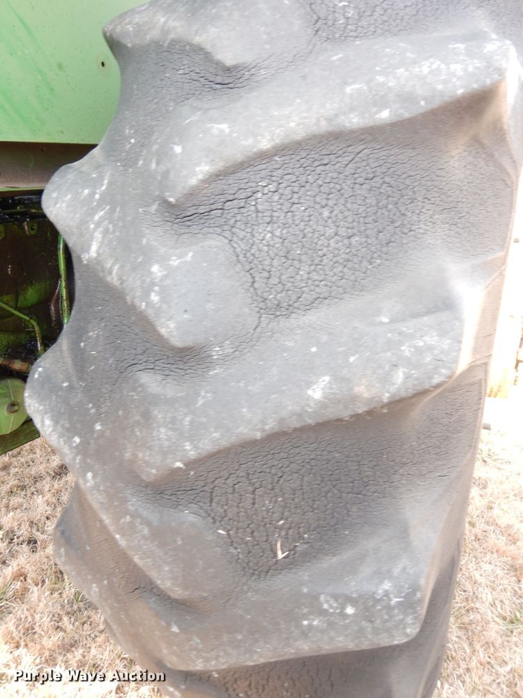 image for item DH8792 1976 John Deere 4630  tractor