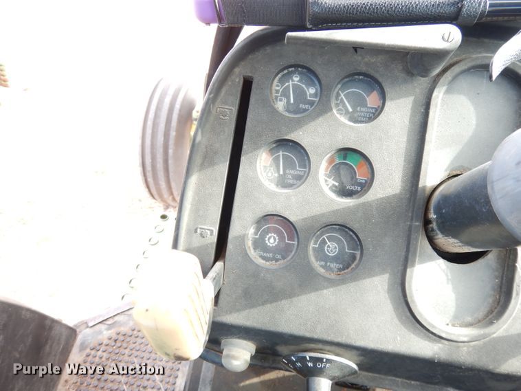 image for item DH8792 1976 John Deere 4630  tractor