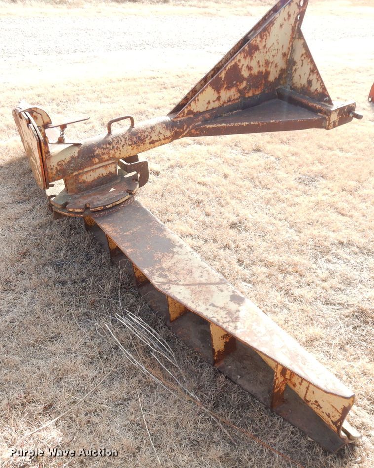 image for item DH8795 (2) pieces of ag equipment