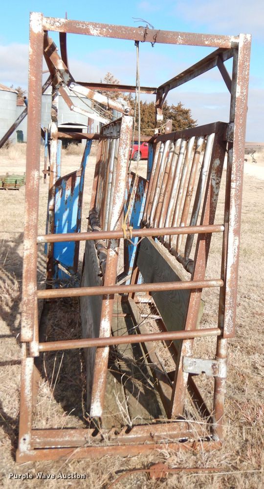 image for item DH8796 Squeeze chute