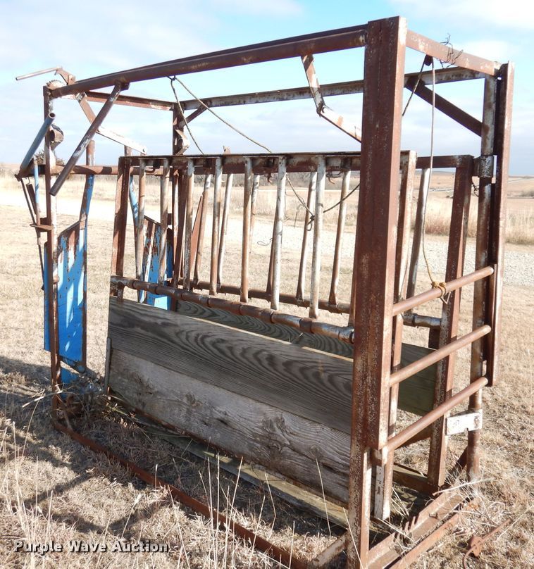 image for item DH8796 Squeeze chute