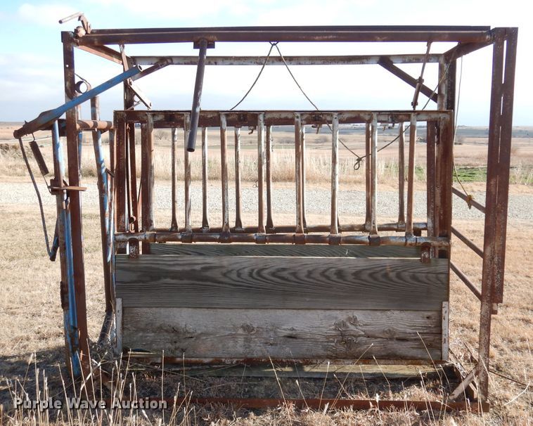 image for item DH8796 Squeeze chute