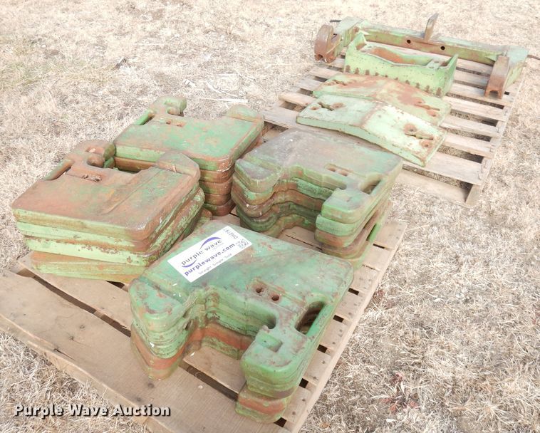 image for item DH8797 Tractor parts