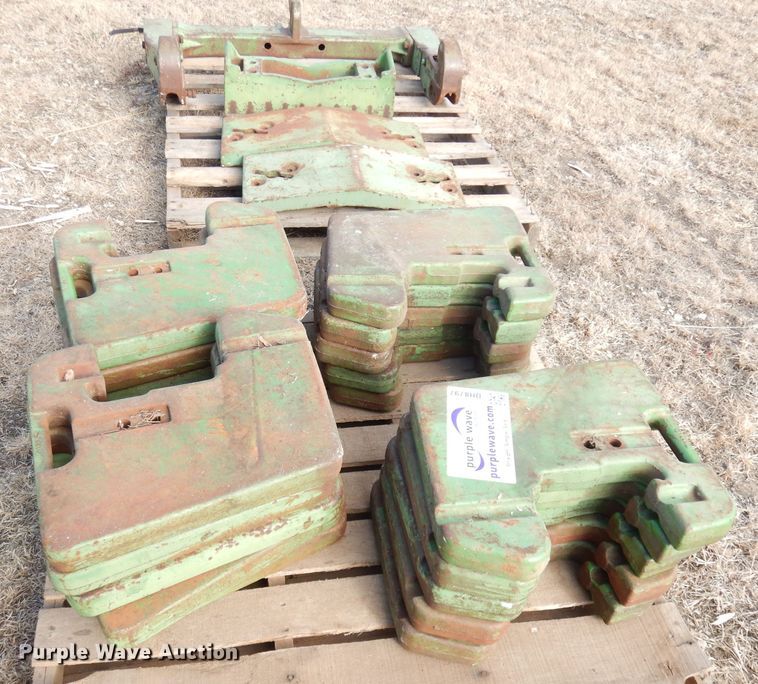 image for item DH8797 Tractor parts