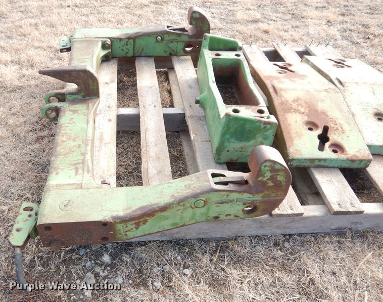 image for item DH8797 Tractor parts