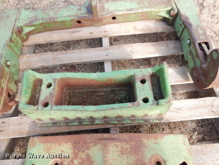 image for item DH8797 Tractor parts