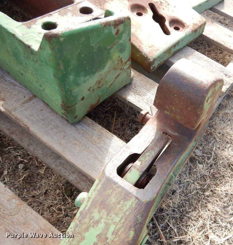 image for item DH8797 Tractor parts