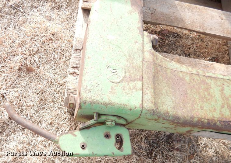 image for item DH8797 Tractor parts