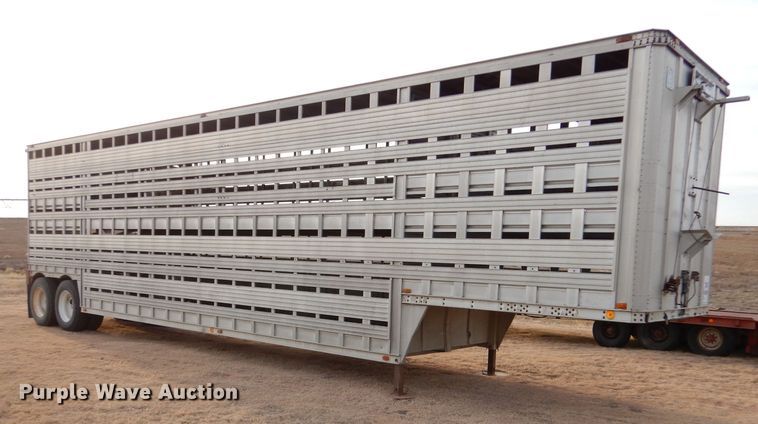 image for item DK7243 1975 Barrett Trailers  livestock trailer