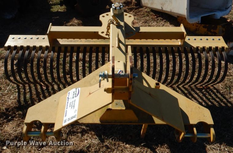 image for item DL6842 Landscape rake