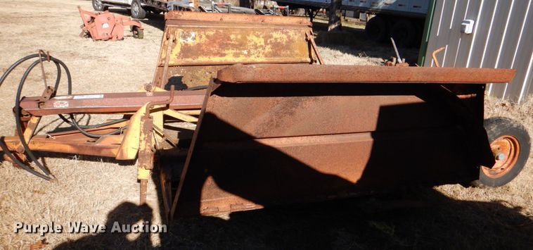 image for item DL6852 Batwing rotary mower