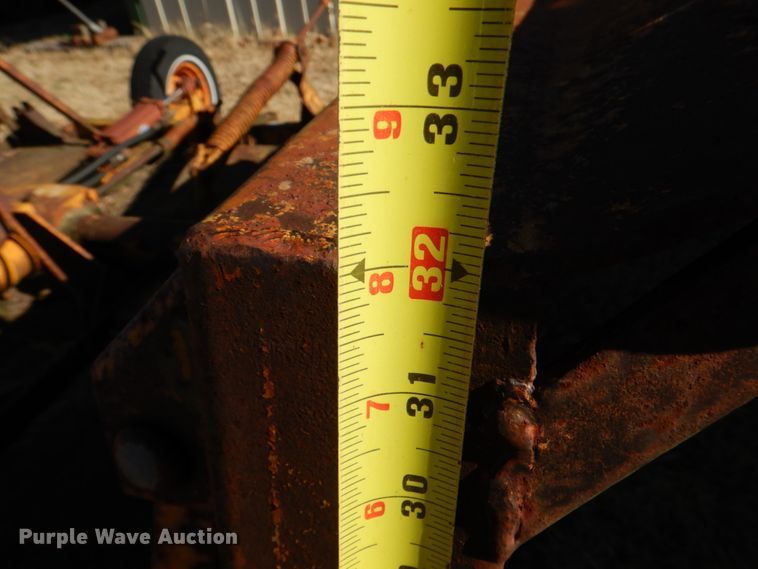 image for item DL6852 Batwing rotary mower