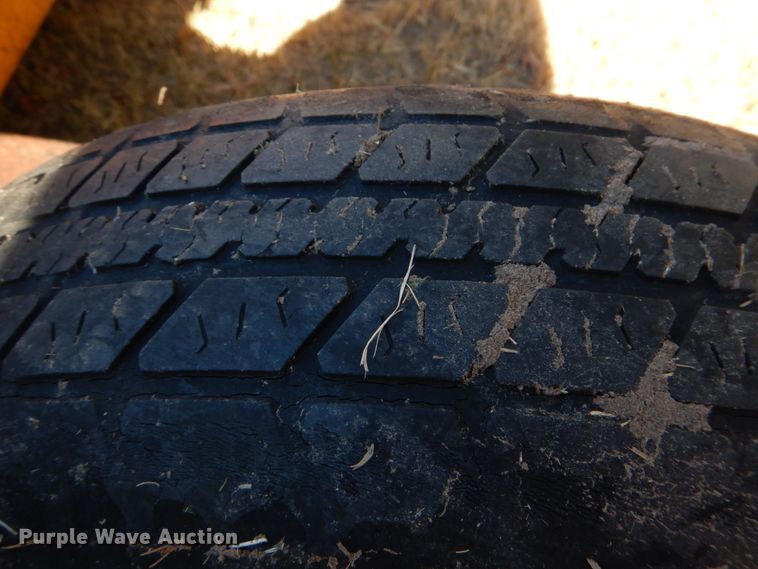 image for item DL6852 Batwing rotary mower