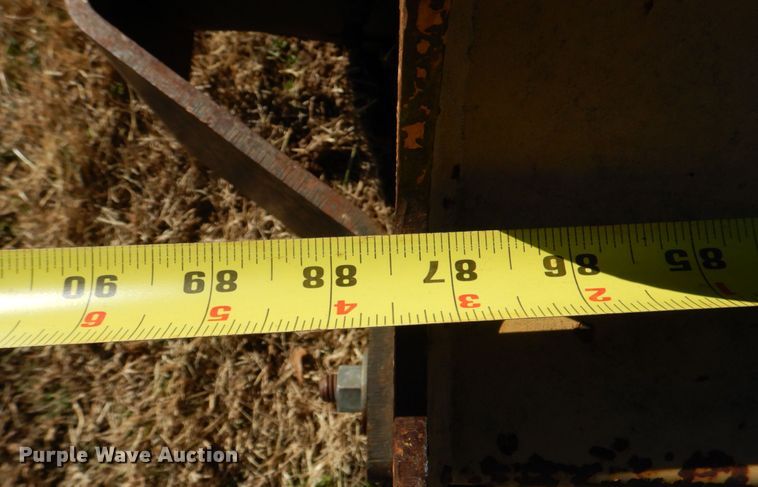 image for item DL6855 Berti TA220  flail mower