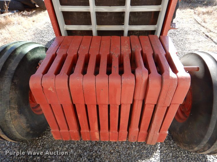 image for item DL6856 International 1586  tractor