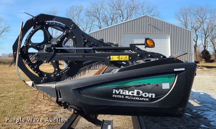 image for item FW9742 2014 MacDon FDS75-S  flex draper head