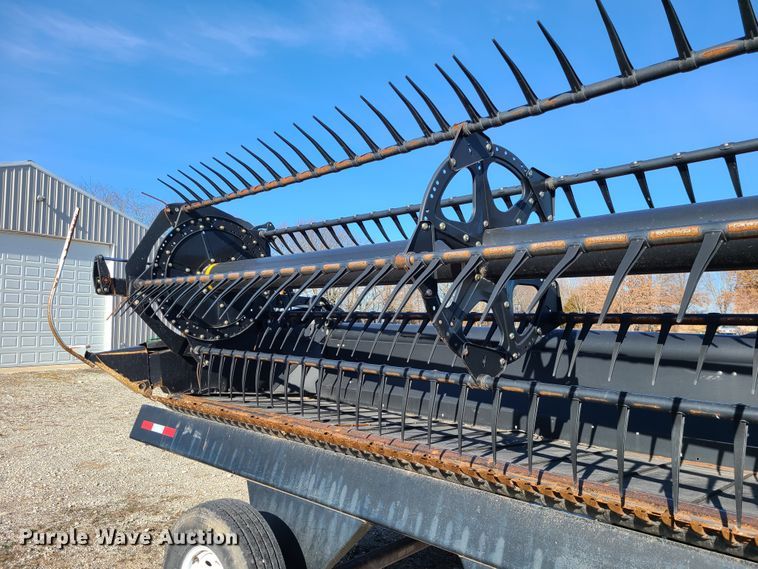 image for item FW9742 2014 MacDon FDS75-S  flex draper head