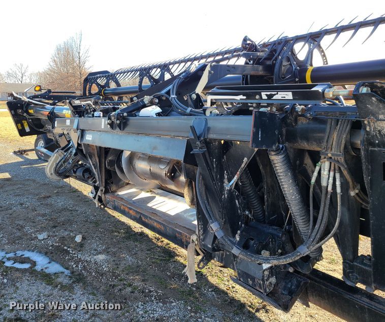 image for item FW9742 2014 MacDon FDS75-S  flex draper head